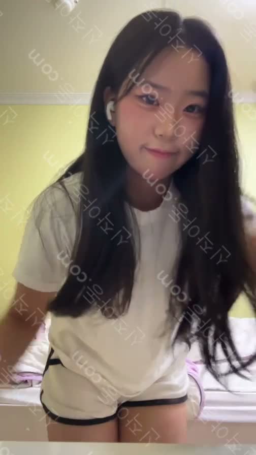 [신작] 어린 이쁜년 올노 자위 라방 썸네일