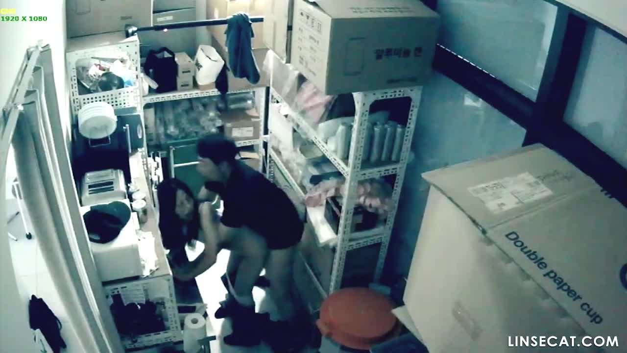 신작IP ✨호프집 사장과 알바생_몰래섹스 썸네일